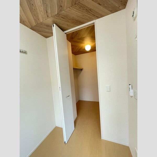 エスポワール鵠沼101号室 クローゼット