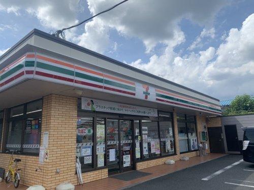 丘と日差しのペイサージュ 【コンビニエンスストア】セブンイレブン 相模原磯部店まで486ｍ