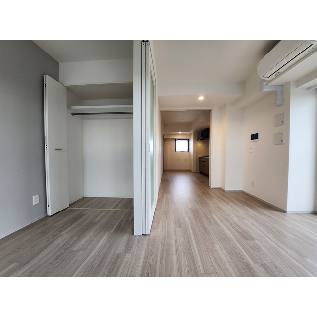 コスモグラシア三ノ輪1005号室 内観