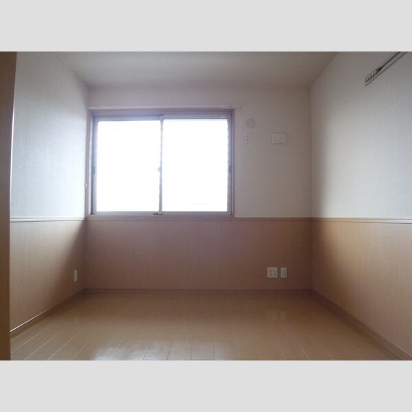 バニュルスⅣ302号室 洋室