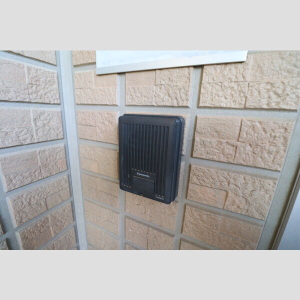 アヴェニール新川崎103号室 玄関