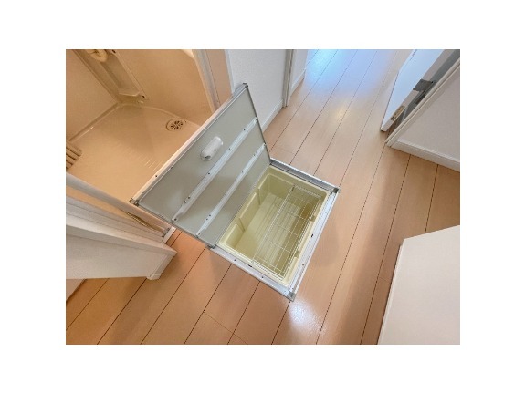 バーミープレイス西落合1階 収納