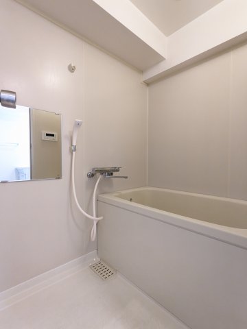 日商岩井市川マンション お風呂