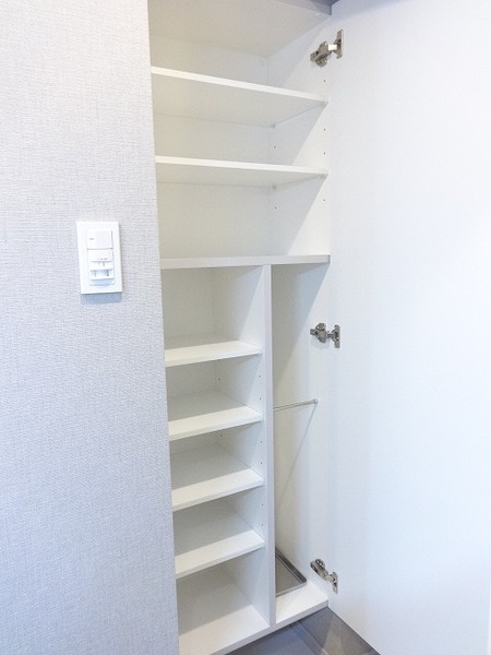 ザ・レジデンス・オブ・トーキョーＴＹ１６ 収納