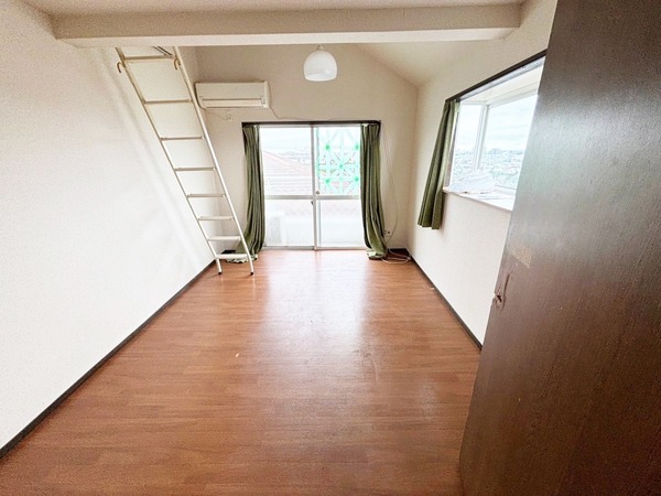 ベイヒルズ大基 リビング