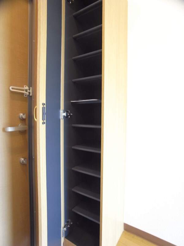 リリックコートBell1階 収納