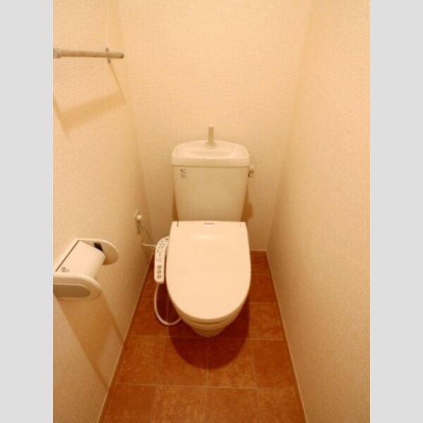 シャトレー　A棟 温水洗浄暖房便座