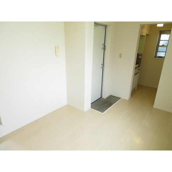 シャンテ小台 居室