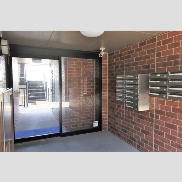 学遊館206号室 エントランス