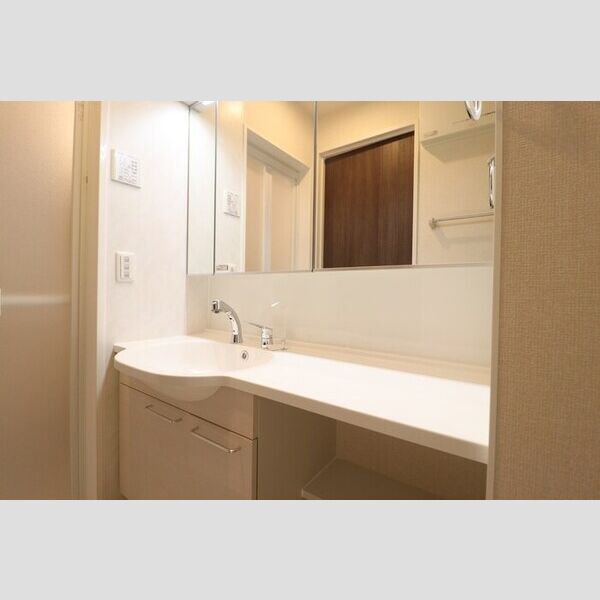 AXIS南流山 洗髪洗面化粧台