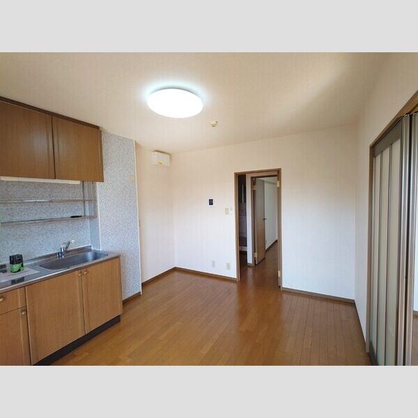 コゥジィーコート DK7.5帖(別角度)