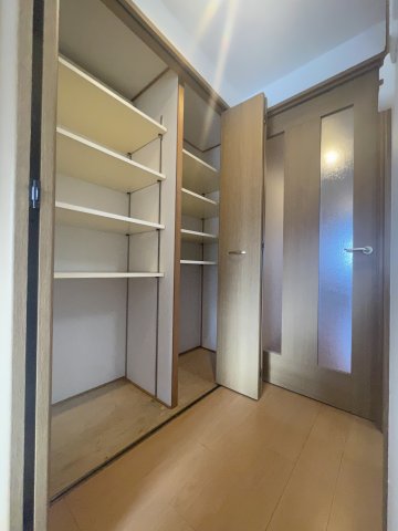 アソシエール溝の口0403号室 収納