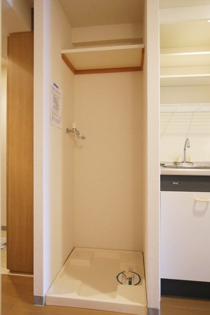 エスコート麻布十番 室内洗濯機置場