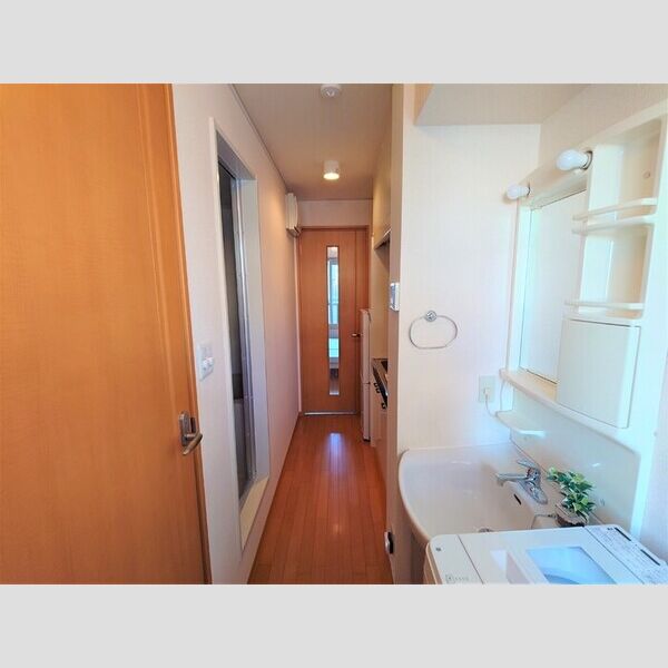 アバンウェル ディッツォ 玄関前