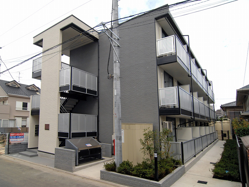 レオパレスピエール　コリーネ201号室 外観