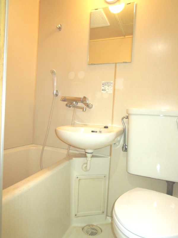 クリオ鶴ヶ峰壱番館2階 お風呂