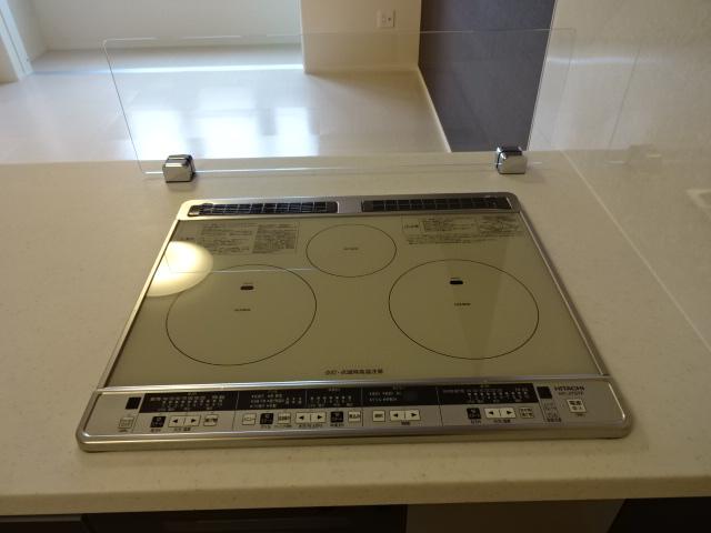 ブリスガーデンⅠ203号室 IHクッキングヒーター