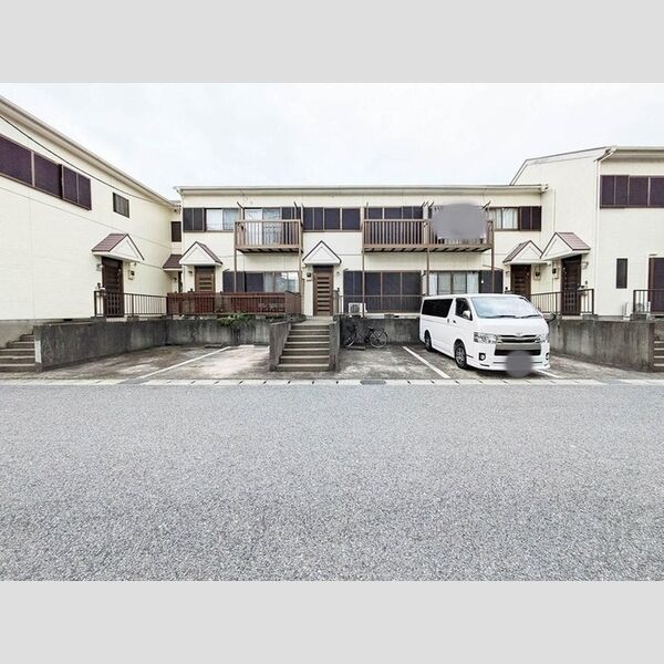 増田ファミリオ 駐車場