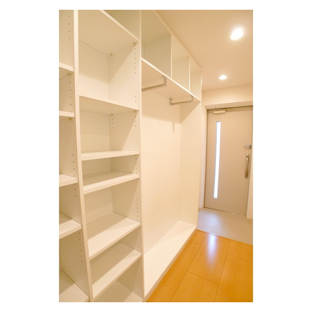 レ　シャンブル　ヴァレ 内観