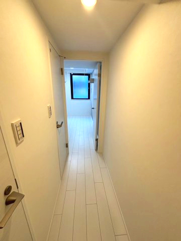 ホワイトセラス 内観