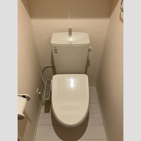 クロシェット102号室 トイレ