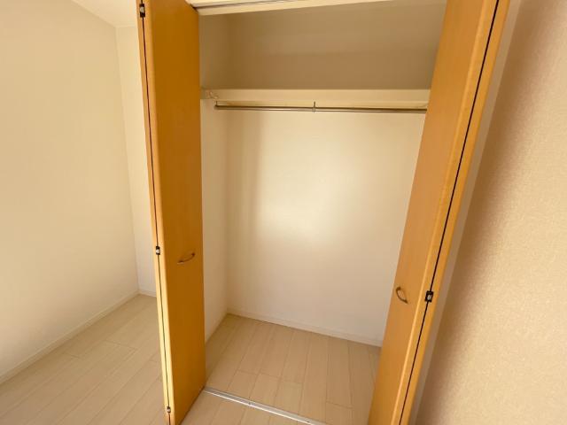 Ｍａｊｅｓｔｉｃ　ｇａｒｄｅｎ クローゼット