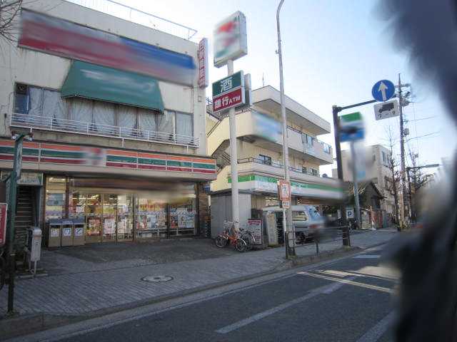 グリーンやよい ファミリーマート港南中央通店まで1,106ｍ