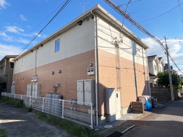 エスポアール 外観写真（昼）