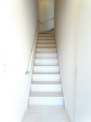 リブリ・フォレスト伊藤 玄関