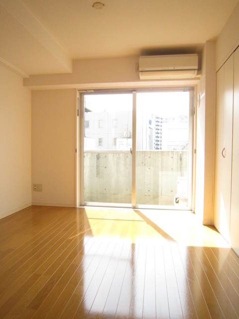 Ｗｉｓｔｅｒｉａ湘南0803号室 明るいお部屋です。