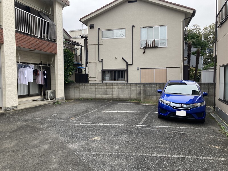 コーポヤマキ 駐車場