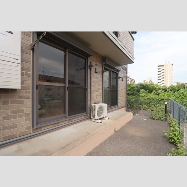 セジュール梨香101号室 テラス(専用庭)