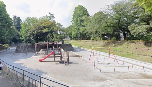 ウッドヴィレッジ新江古田 【公園】中野区立江古田の森公園まで528ｍ