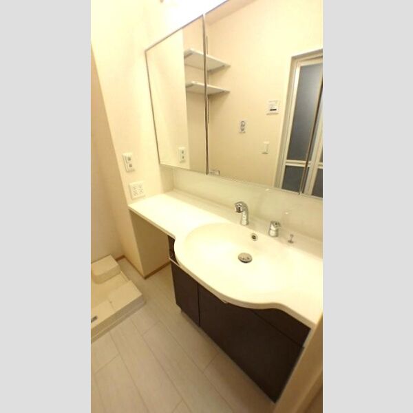 みのり 大型三面鏡付洗髪洗面化粧台