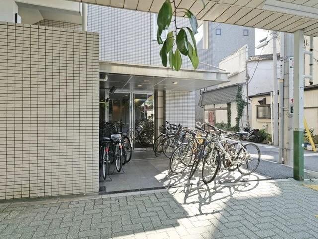 バージュアル横濱鶴見7階 外観