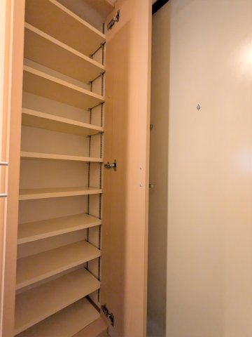 ガーデン代々木八幡 収納