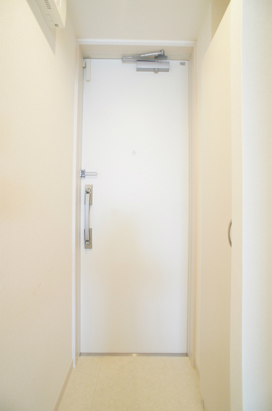 リブリ・JT2階 玄関