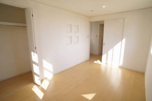 南生実町貸戸建２号棟 寝室