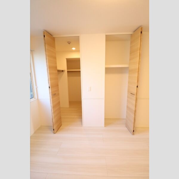 エーデルハイムⅢ101号室 ウォークインクローゼット★物入