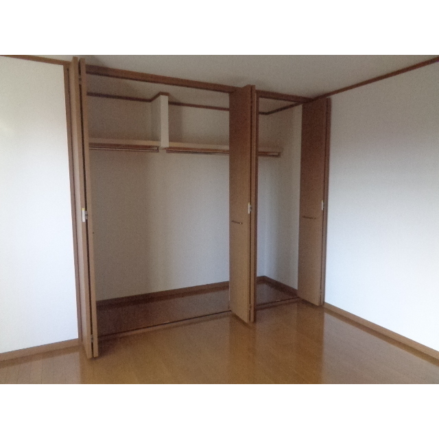 ヴェリタス中野 収納