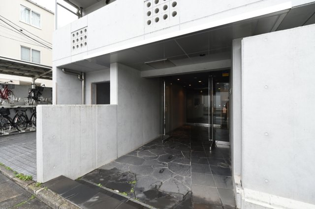 ＦＯＲＴＩＳ エントランス