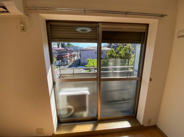 コスモハイツ305号室 玄関