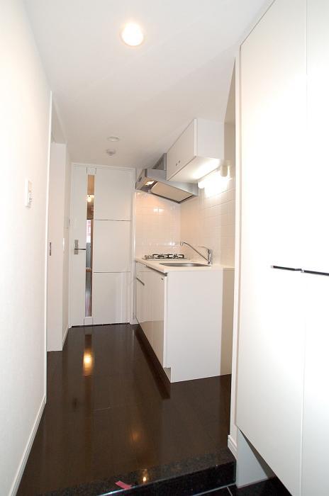 ステージファースト世田谷若林 ※カラータイプ異なります。