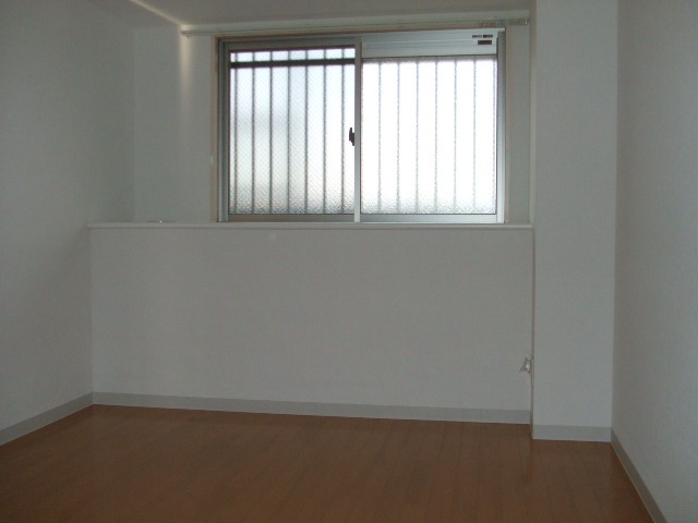 GOLDEN　LEO3階 内観