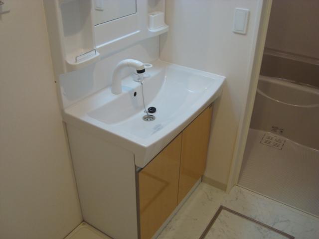 サンベルグ千年101号室 洗髪洗面化粧台