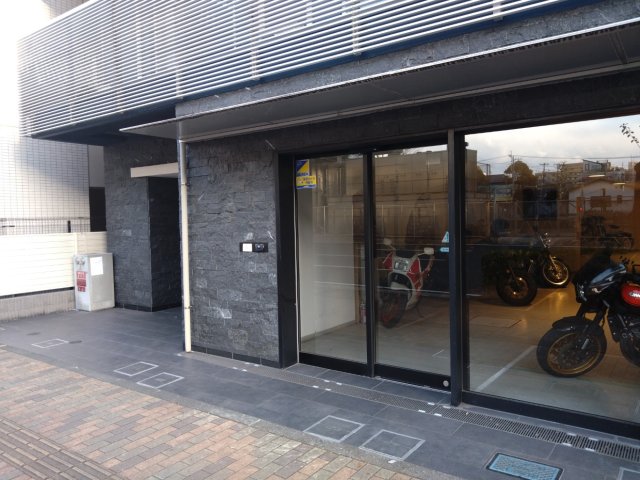 NIKKEIMARKS902号室 エントランス