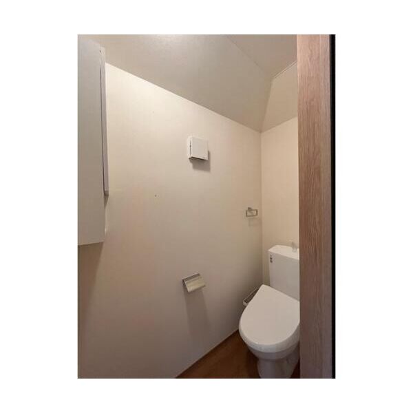 世田谷区深沢7丁目戸建北棟 トイレ