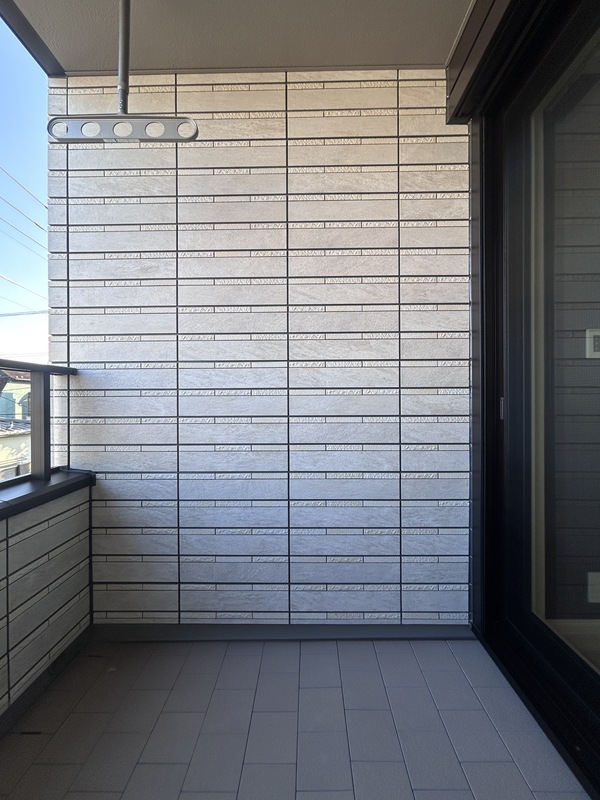 ＬＵＬＵ西尾久3階 バルコニー