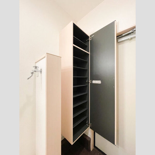 モンシャトー大成A棟 シューズボックス