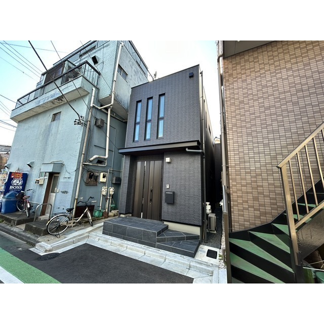 西新井栄町1丁目戸建 外観